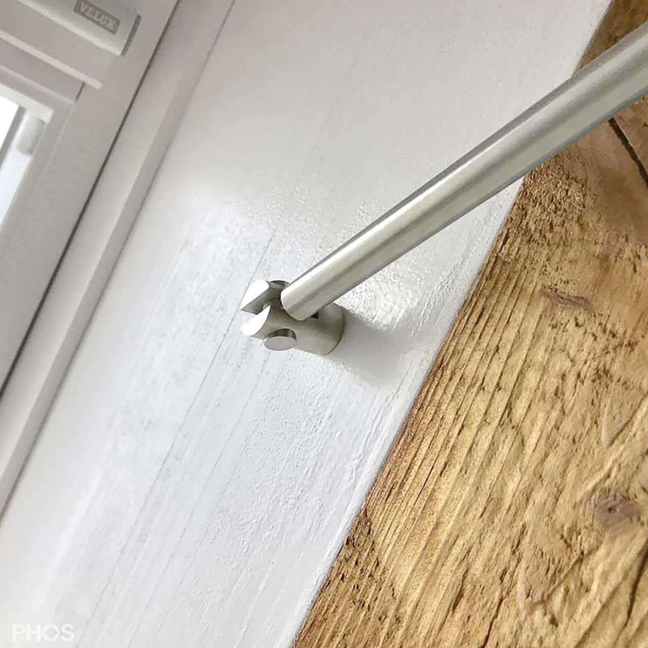 Flexible Duschstangen Halterung für schräge Wände Flexible Duschstangen Halterung für schräge Wände